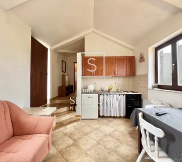 VALBANDON, DVOSOBAN STAN NA 1. KATU - cover