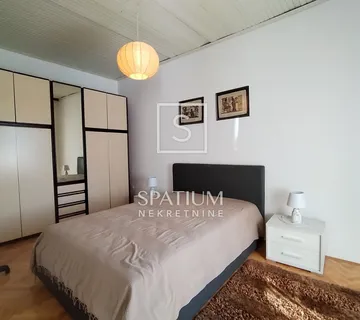 NOVI VINODOLSKI, KUĆA SA POGLEDOM NA MORE - cover