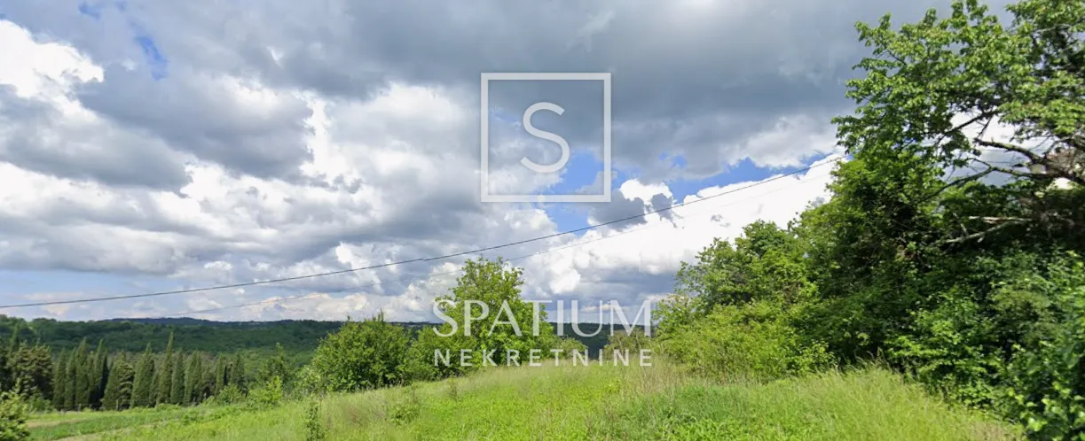 OPRTALJ, GRAĐEVINSKO ZEMLJIŠTE S PANORAMSKIM POGLEDOM - cover