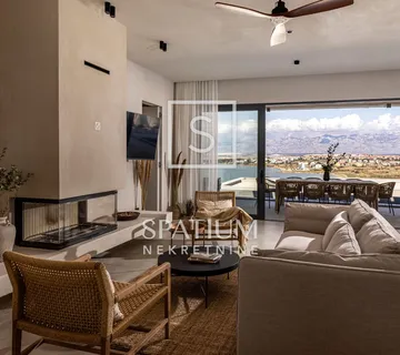 PAG, MODERNA KUĆA U BLIZINI MORA - cover