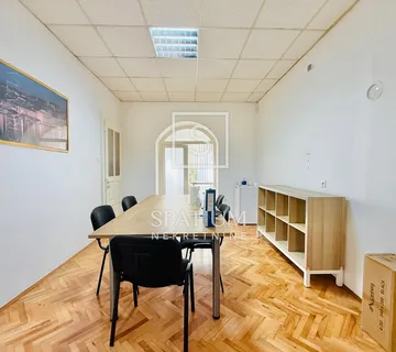 CRIKVENICA, POSLOVNI PROSTOR ZA DUGOROČNI NAJAM - cover