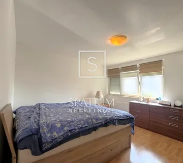 DONJA VEŽICA, DVOSOBAN STAN - cover