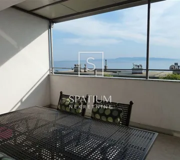 PEĆINE, STAN ZA NAJAM S VELIKOM TERASOM - cover