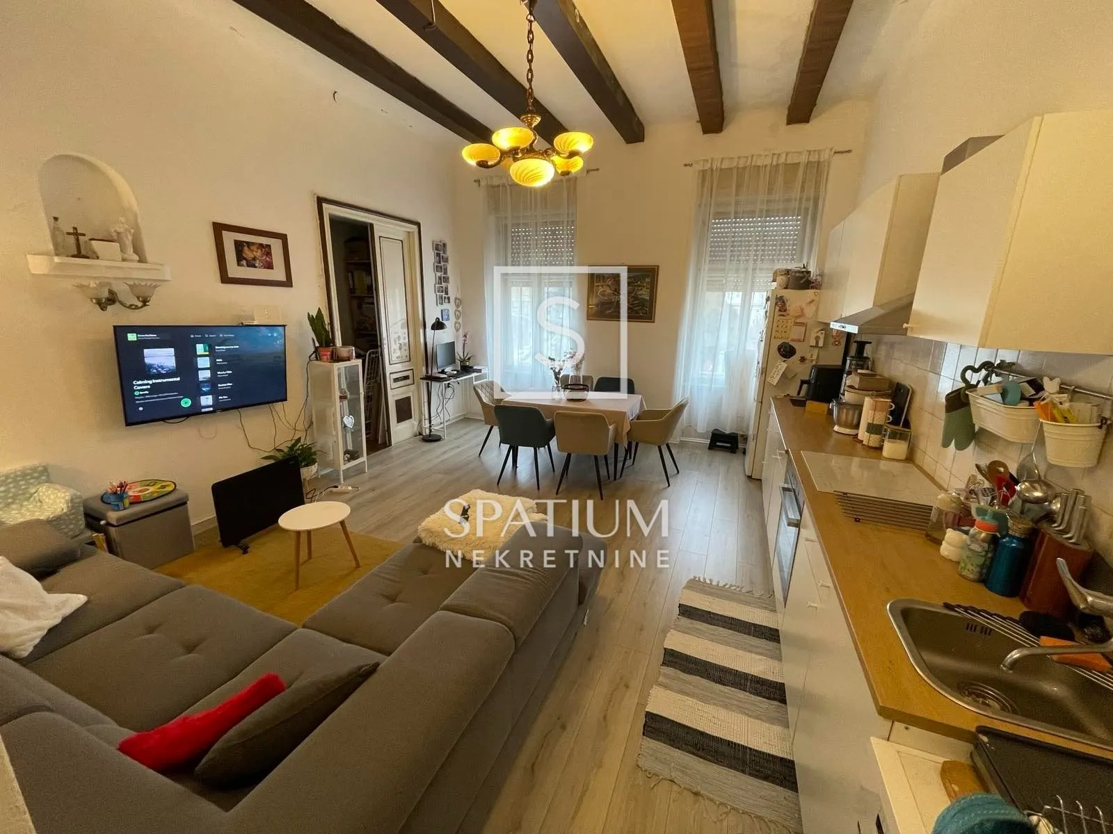 CENTAR, NAMJEŠTEN STAN 2S+DB - cover