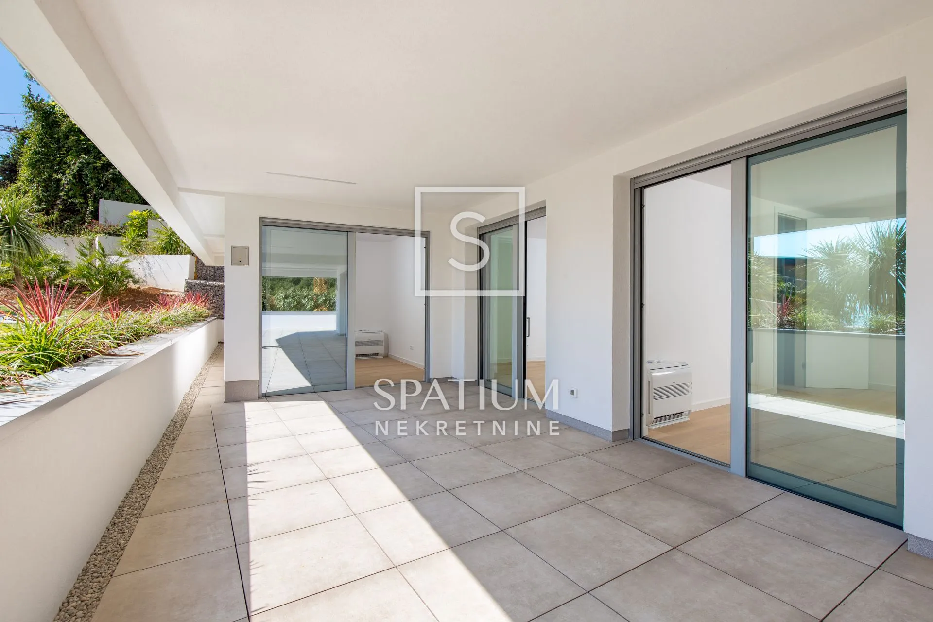 OPATIJA, ODLIČAN STAN U NOVOGRADNJI S POGLEDOM NA MORE - cover