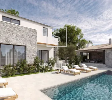 SVETI LOVREČ, MODERNA ISTARSKA KUĆA S AUTENTIČNIM ŠARMOM I BAZENOM - cover