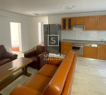 SUŠAK, CENTAR, ČETVEROSOBAN STAN - cover