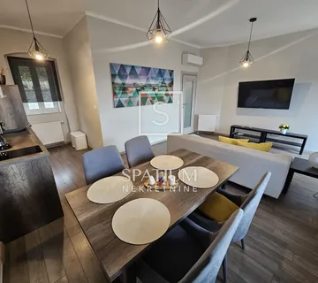 PRAPUTNJAK, STAN SA POGLEDOM NA MORE ZA NAJAM - cover