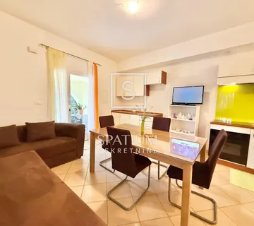 KASTAV, STAN S PARKINGOM ZA DUGOROČNI NAJAM - cover