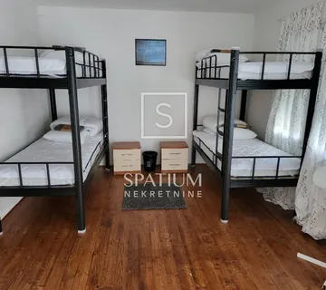 KASTAV, STAN U KUĆI, DUGOROČNI NAJAM ZA RADNIKE - cover