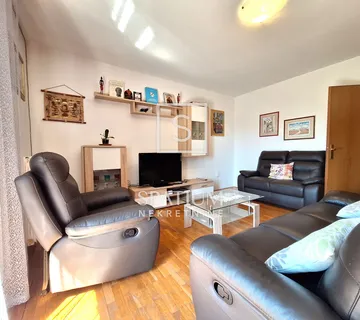 MARČELJI, OBITELJSKI STAN S OKUĆNICOM - cover