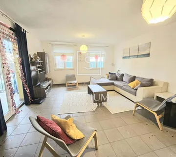 LABIN, SAMOSTOJEĆA KUĆA S BAZENOM I POGLEDOM - cover