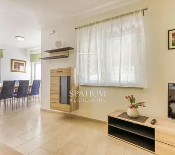 PLITVIČKA JEZERA, KUĆA ZA ODMOR SA ČETIRI STANA - cover