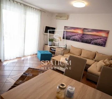 NOVI VINODOLSKI, STAN DRUGI RED DO MORA - cover