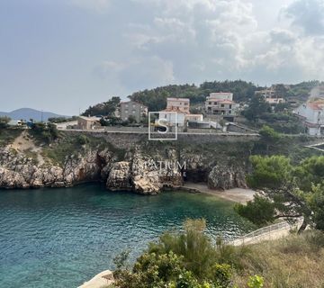 OTOK KRK, VRBNIK, KUĆA NA PRESTIŽNOJ LOKACIJI - cover