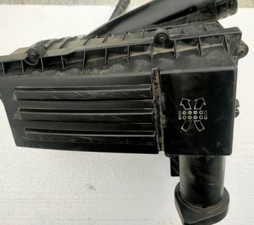 KUCISTE FILTERA ZRAKA VW GOLF 5 1.9 TDI - cover