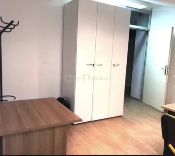 Poslovni prostor, centar, Rijeka, 100 m2 - cover