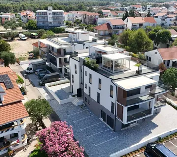 Srima, Prvi Red Do Mora, Izvrstan 3s + Db Stan - Srima, Vodice