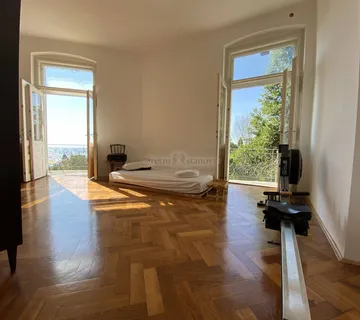 Opatija, dvoetažni penthouse s pogledom na more