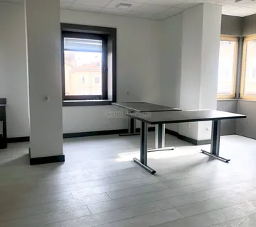 Poslovni prostor centar, Stari grad, 60 m2 - Rijeka