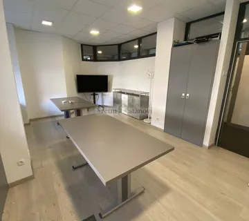 Poslovni prostor centar, Stari grad, 40 m2 - Rijeka