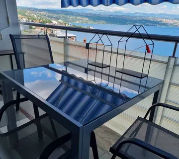 Opatija,46 m2, 1S+DB, plus garaža
