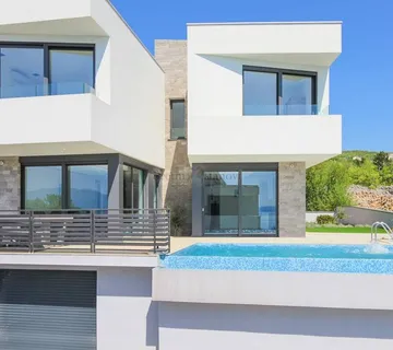 Kostrena, moderna villa s bazenom i garažom, 330 m2 - cover