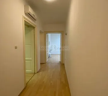 Rijeka, centar, 62 m2, poslovni prostor za najam - cover