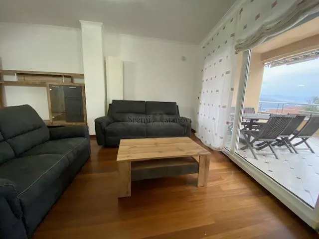 Opatija, najam, 96 m2, 2S+DB, s okućnicom, terasom i garažom, najam - cover