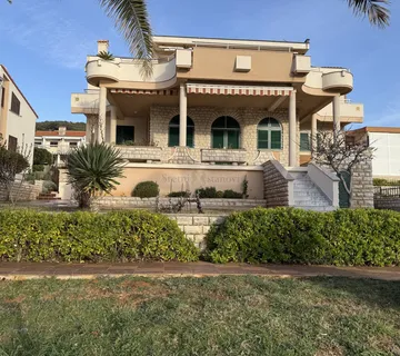 Kuća stara Novalja, 4 apartmana, pogled na more, parking - cover