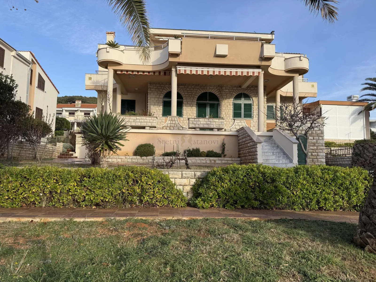 Kuća stara Novalja, 4 apartmana, pogled na more, parking - cover