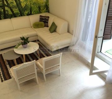Opatija , kuća za najam,80 m2,2s+db, uz more - cover