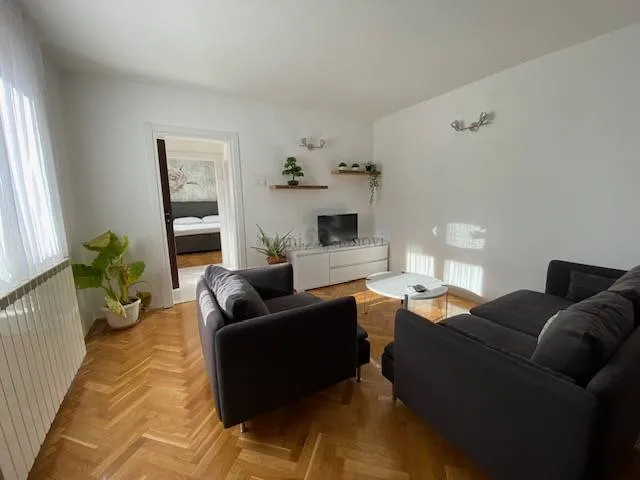 KASTAV, najam, 50 m2, 1S+DB s garažnim mjestom i terasom - cover