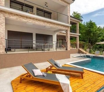 Opatija, Veprinac, 200 m2, atraktivna kuća s bazenom - cover