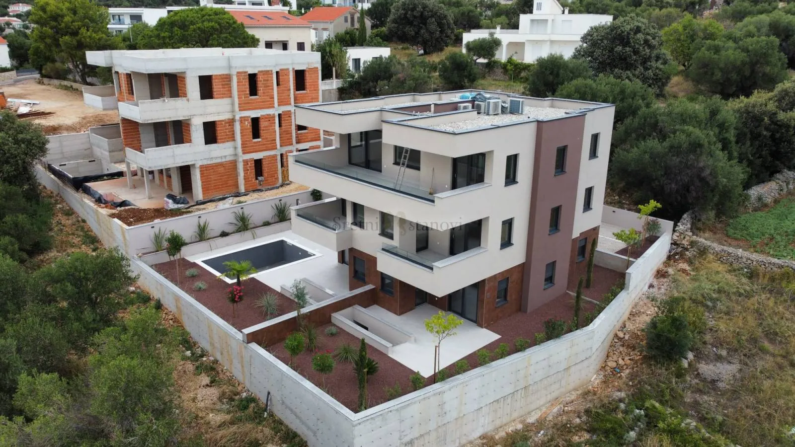 Stan Jakišnica, 3S + DB, penthouse, pogled na more - cover