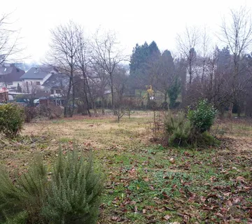 Kuća 74m2 i zemljište 1535m2 blizu stare cementare Podsused - Zagreb