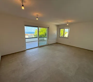 Penthouse Novalja (2s+db) - cover