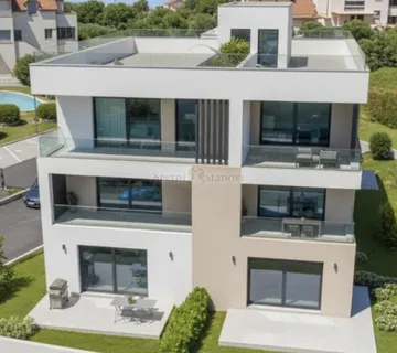 Stan Srima, Vodice, pogled na more, blizina mora, krovna terasa, novogradnja - cover