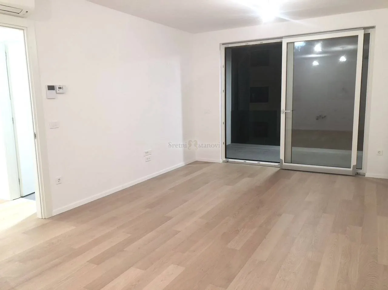 Stan novogradnja Trešnjevka, garaža, spremište - cover