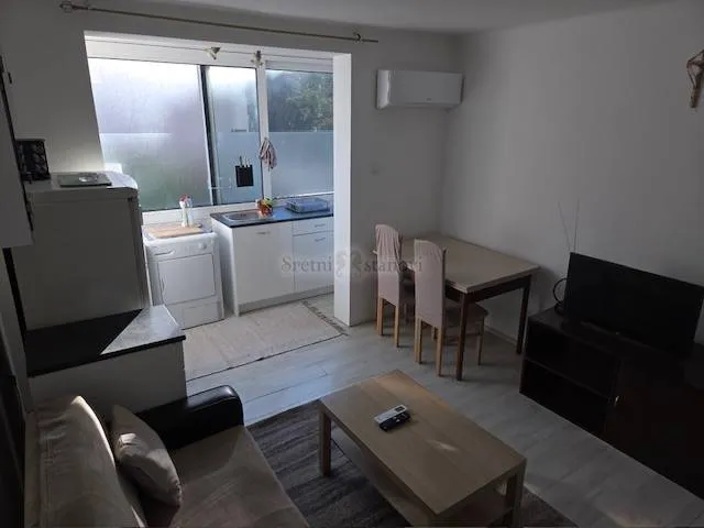 Krimeja, najam, 50 m2, 2s+db - cover