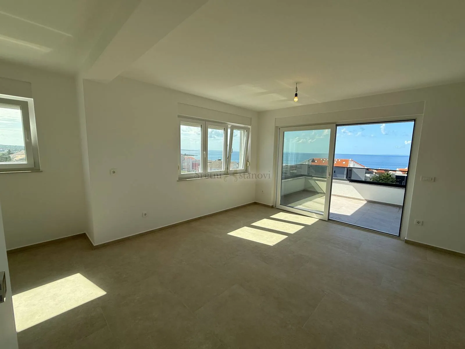 Penthouse Novalja (1s+db) - cover