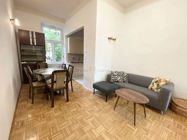 Opatija, 69 m2, 2S+DB, lijepa lokacija s parkingom - cover