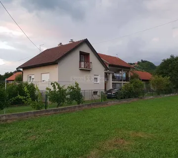 2 kuće i građevinsko zemljište (2212 m2) - Stubičke Toplice - cover
