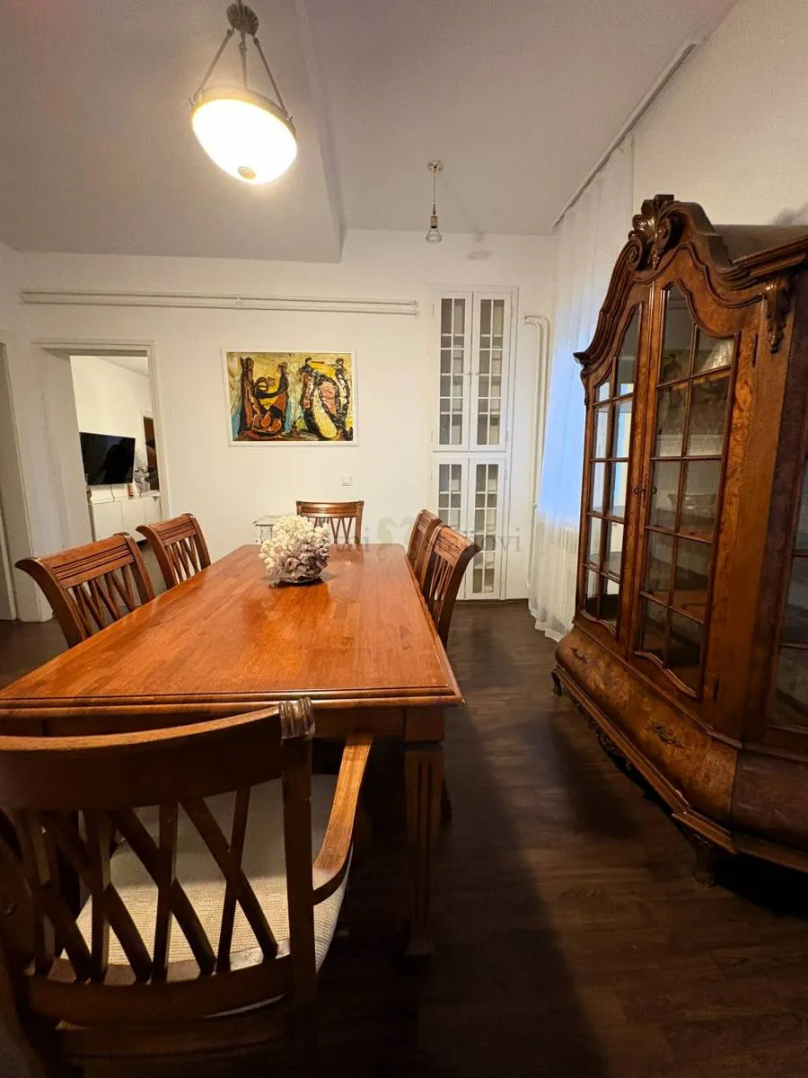 Komforni stan za najam, Tuškanac, Zagreb - cover