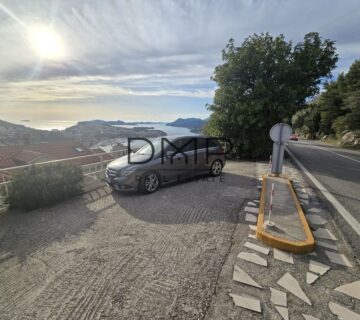 DUBROVNIK CENTAR KAT KUĆE,PREDIVNI POGLED NA MORE, TARACE, 3 PARKINGA (prodaja) - cover