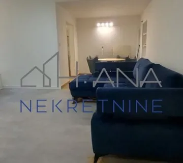 Stan: Osijek, centar, 50.45 m2, visoko prizemlje (prodaja)