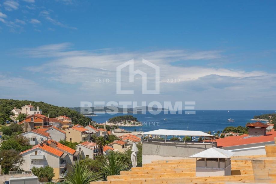 stan-terasom-pogledom-more-140-m2-hvar-grad-hvar-slika-211568741