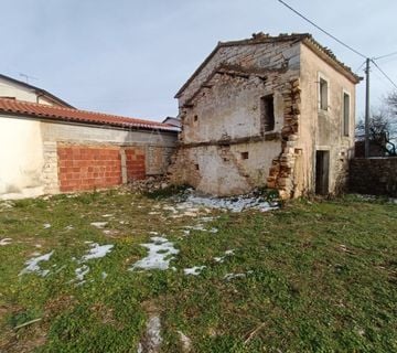 GRAĐEVINSKO ZEMLJIŠTE 750 M2 SA RUŠEVINOM, PRODAJA, TINJAN - cover