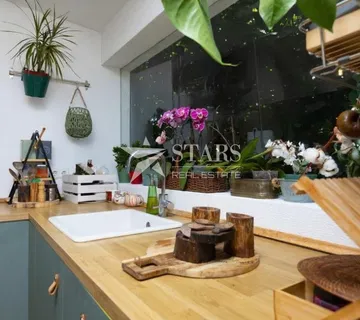 Crikvenica - stan za one koji vide potencijal u 115 m2 sa pogledom na more - cover