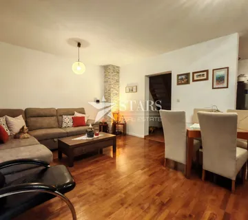 Rijeka, Srdoči, dvoetažni stan 145m2, 2 parkirna mjesta - cover
